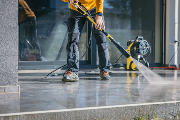 Pressure Washing Services for Businesses in Cleveland, FL