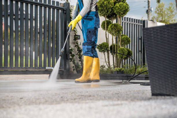 Garage Pressure Washing in Cleveland, FL